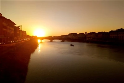 Itali Memasang 6.4 GW Solar pada 2025
